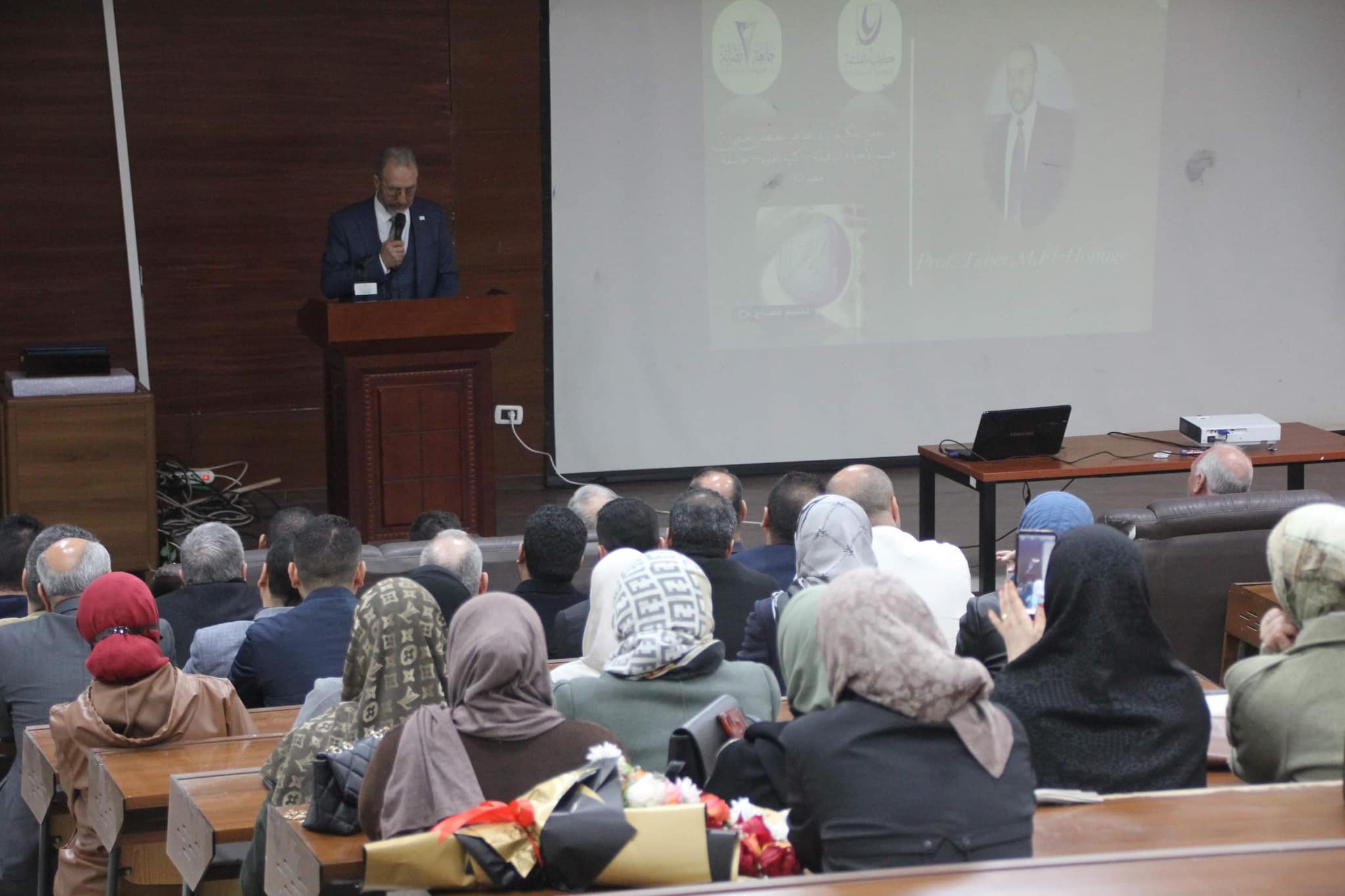 جامعة مصراتة تُكرّم الأستاذ الدكتور الطاهر مصطفى الحبقي